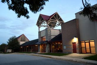 central (photo credit: ray almsteadt)